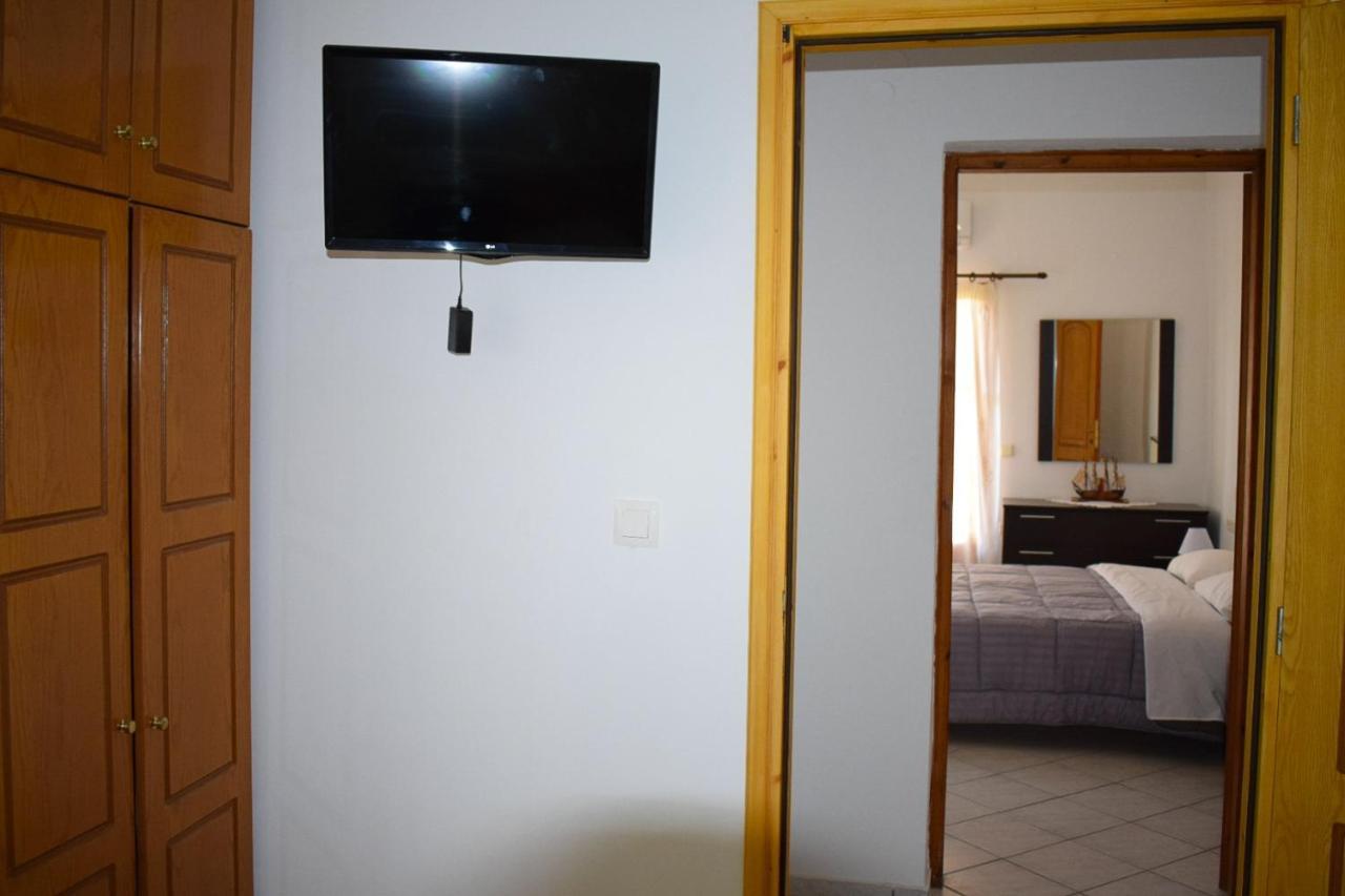Pine Tree House Apartment Troulos Exterior foto